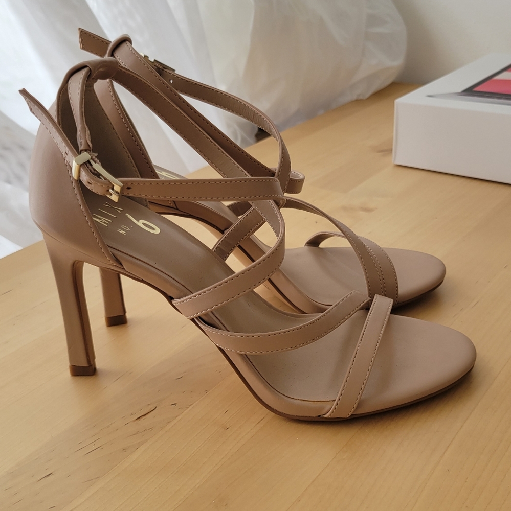 Mix No. 6 Mardelle Sandal in nude faux leather